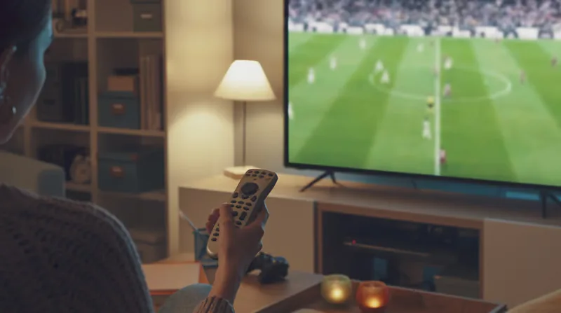 HDMI IPTV device connected to a TV