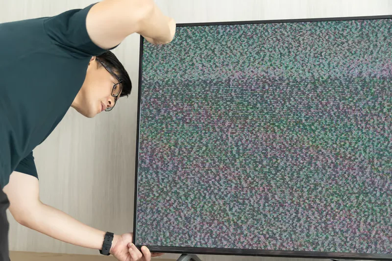 HDMI IPTV setup on the TV screen
