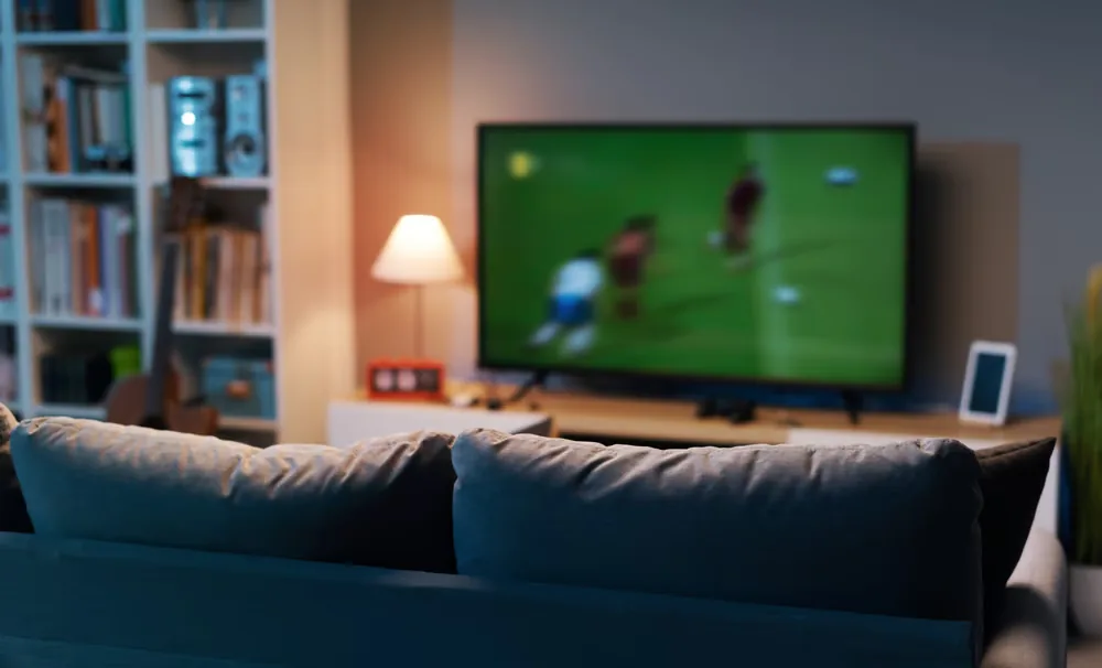 Live sport streaming in IPTV 4K on a TV